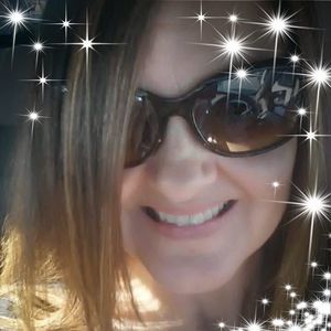 Meet your Posher, Selina